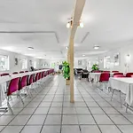 Pet Friendly In Stryno Apartamento *