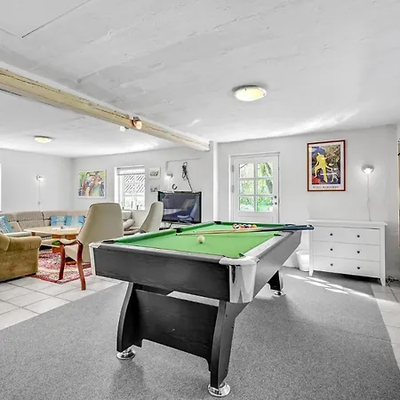 Pet Friendly In Stryno *