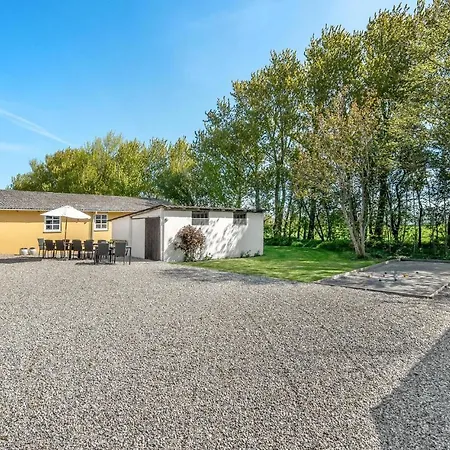 Pet Friendly In Stryno *