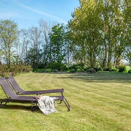 Apartman Pet Friendly In Stryno